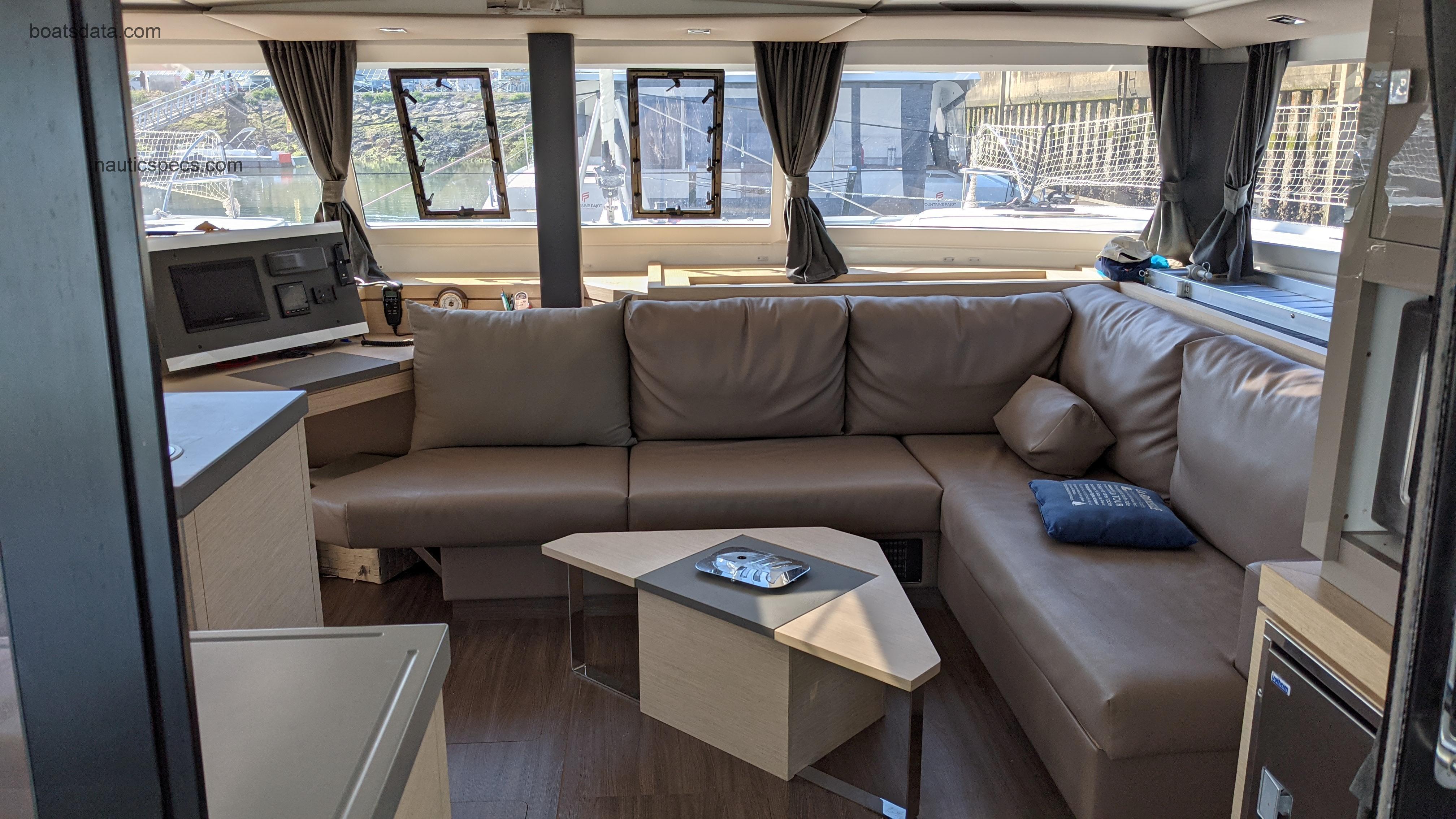 Fountaine Pajot Saona 47 specs and reviews
