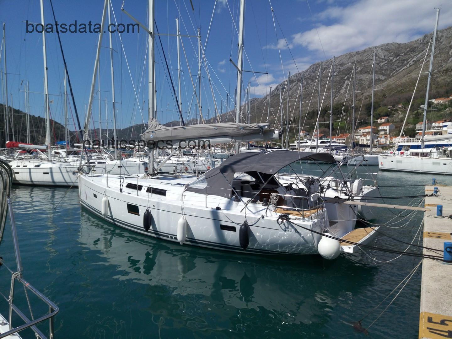 Hanse 455 specs and reviews