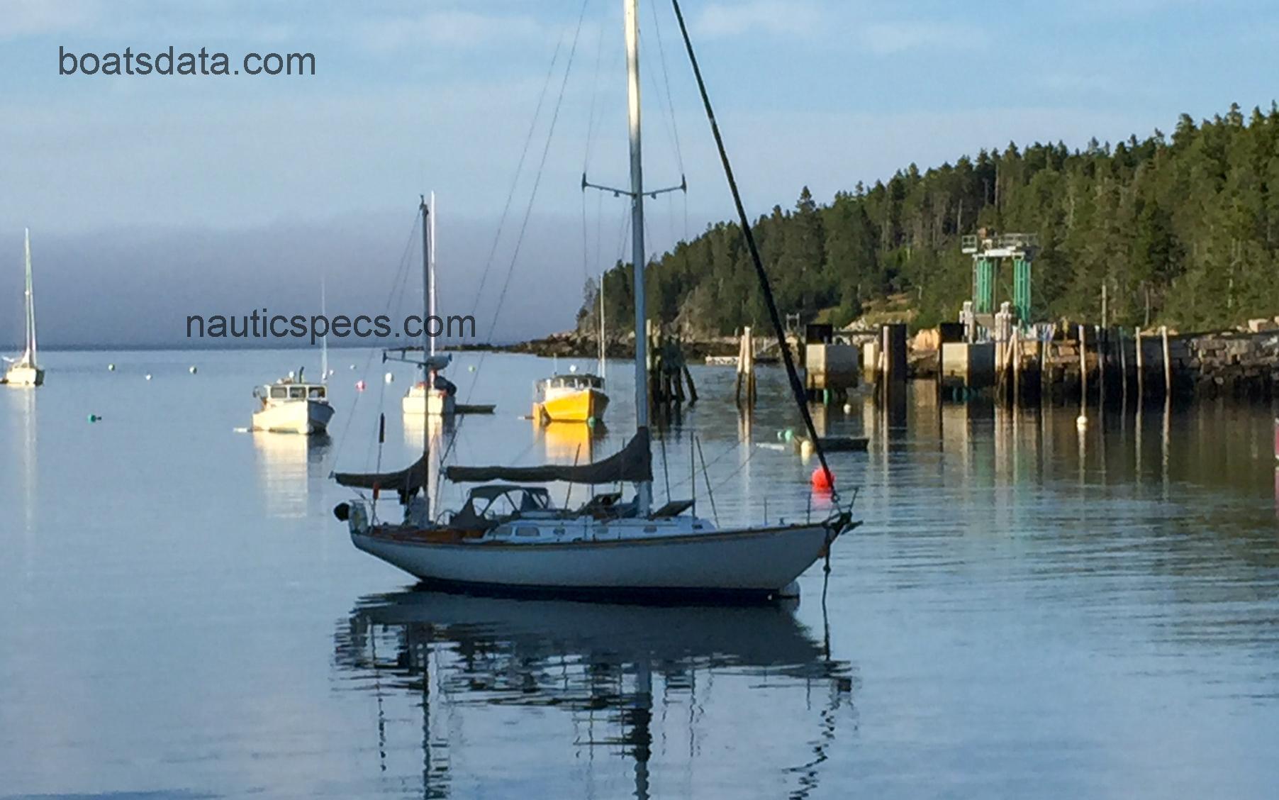 Hinckley Bermuda 40 specs and reviews 