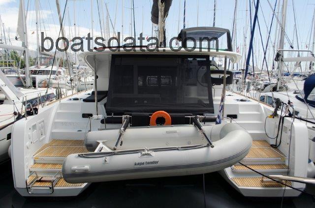 Lagoon 40 specs and reviews