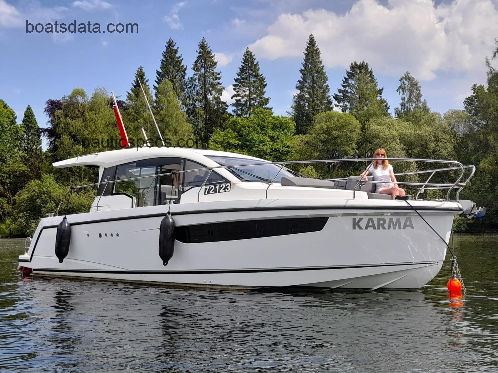 Sealine C330 specs and reviews